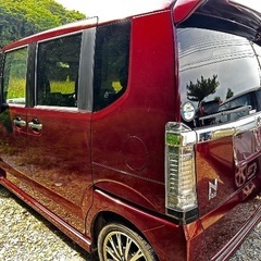 ホンダ N-BOX カスタムターボの画像