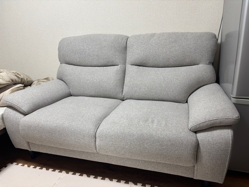 2人掛け布張りソファ