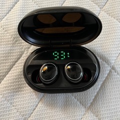 イヤホン　モバイルバッテリー　