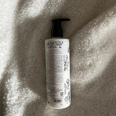 WHITE MUSK Floral BODY CREAM ホワイトムスク ボディクリームの画像