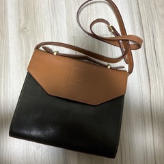 ニナリッチ　ショルダーバッグ