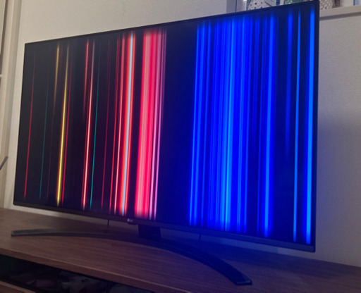 49インチの4K液晶テレビ
