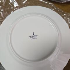 ボーンチャイナ　お皿セットの画像