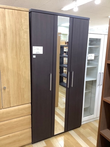 【トレファク　ラパーク岸和田店】ワードローブ　 3枚扉　ダークブラウン