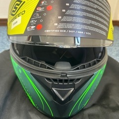 ヘルメットの画像