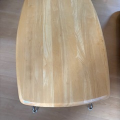 折りたたみ机の画像