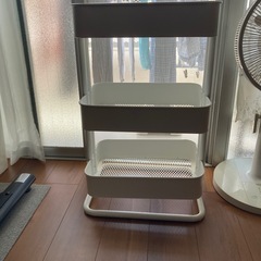 IKEAワゴン
の画像