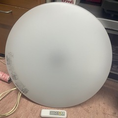 ① ニトリ　LEDシーリングライトの画像