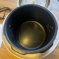 電気圧力鍋の画像