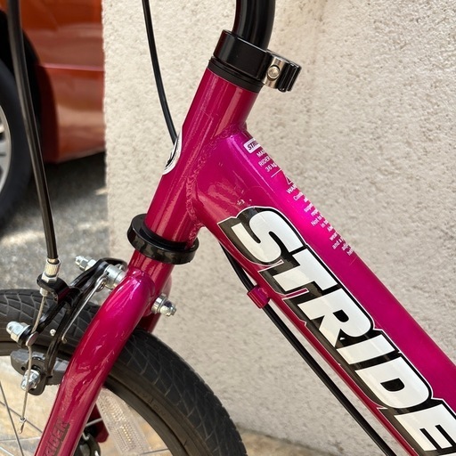 ストライダー14x フューシャピンク　定価:29,700円