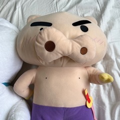 6/13まで　クレヨンしんちゃん　ぬいぐるみの画像