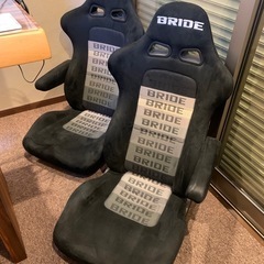 BRIDE バケットシート　ハイエース200系　シートレール付き...