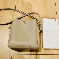 ショルダー　サーモンピンクの画像