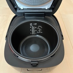 炊飯器（訳あり）の画像