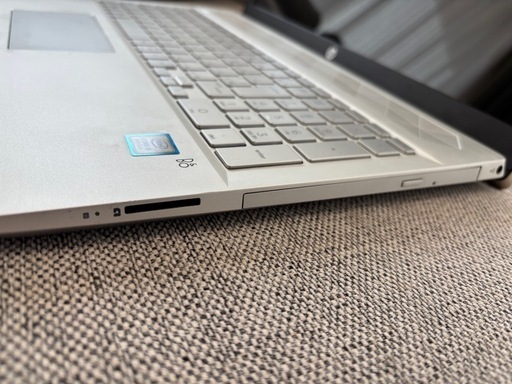 【中古／初期化済】HPノートパソコン Pavilion 15インチ i5／メモリ8GB／HDD256GB