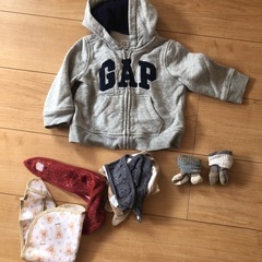 子ども服　よだれかけ　　の画像