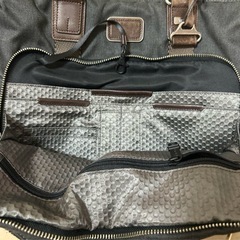 TUMI グレー キャンバス ビジネスバッグの画像