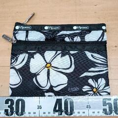 0601-015 Lesportsac レスポ　花柄ポーチ