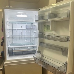 冷蔵庫の画像