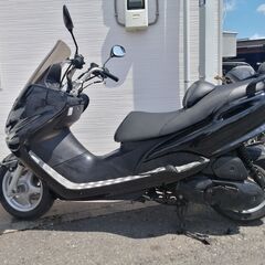 YAMAHA マジェスティ125 FI インジェクションブラックの画像