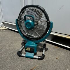 値下げ◆USED マキタ 330mm 14.4V/18V 充電式産業扇 ファン CF300D ACアダプタ付 の画像