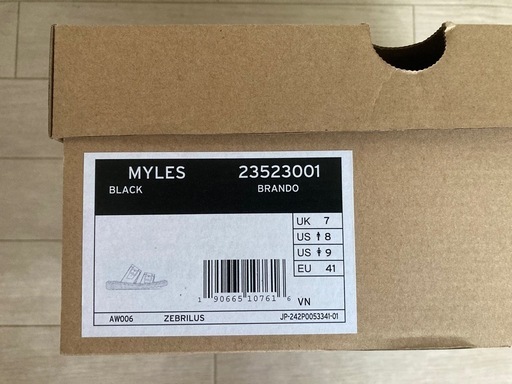 Dr. Martensサンダル
