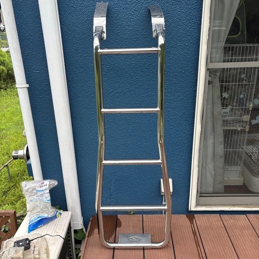 デリカ専用　ガナドールリアラダー