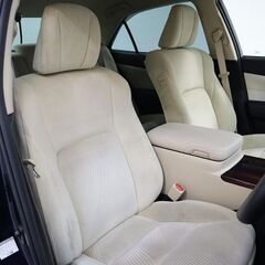 トヨタ クラウン ハイブリッド入荷しました‼️気になったらお問合せを🎵の画像