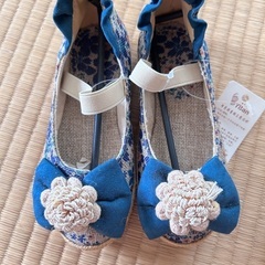 新品　子供シューズ　18cmの画像