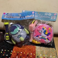 新品ダイソーDAISOタンク式水鉄砲２個セット