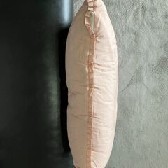 ピンクのクッション/座布団（未使用）の画像