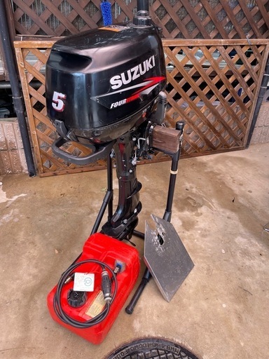 スズキ　船外機
DF5 4スト5馬力