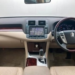 【自社ローン対象】トヨタ　クラウン　HDDナビ　パワーシート　 ETC　スマートキーの画像