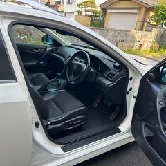 アコードツアラーの画像