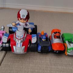 パウパトロールダイキャストビークルギフトパックとベーシックビークル