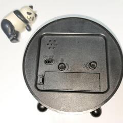 シンプルな黒の置時計 アラーム機能付きの画像
