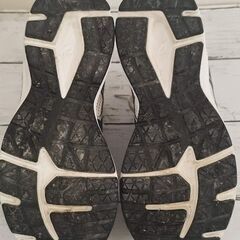 正規品　ASICS アシックス　TJG134 スニーカー　ランニング　超軽量の画像