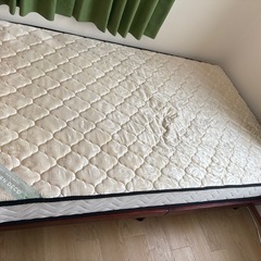【セミダブルベッド☆すのこ付き☆美品☆掛け布団付き】