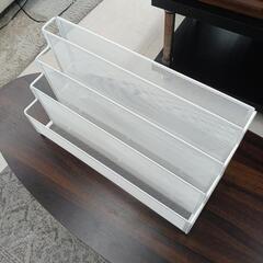 ★ジモティー割あり★パンフレットラック　WH　高さ(H)26cm...