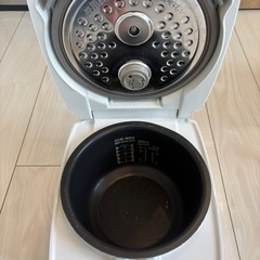 炊飯器　の画像