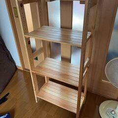 木製の棚の画像