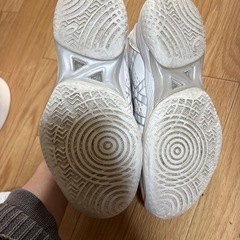 アシックス　バッシュの画像