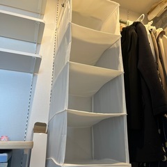 IKEA ワードロープ収納 の画像
