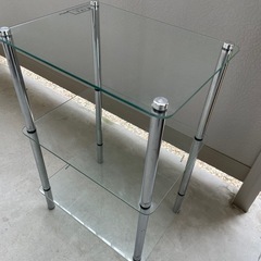 ガラス棚
