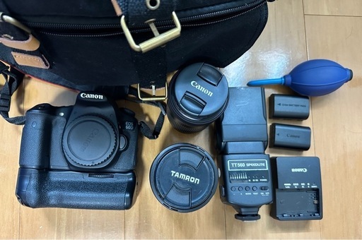一眼レフカメラ　EOS60D 携行用バック付き