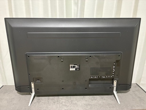 テレビ49型　GREENHOUSE