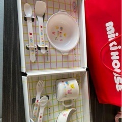 ミキハウス食器セットの画像