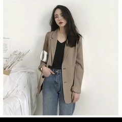 女性　ジャンケットの画像