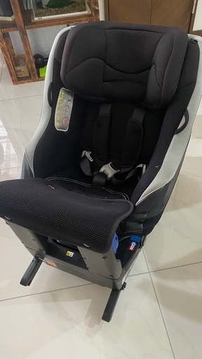 【値段交渉可】アップリカ　チャイルドシート
