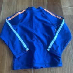 中古　数回のみ　ラッシュガード　サイズ95の画像